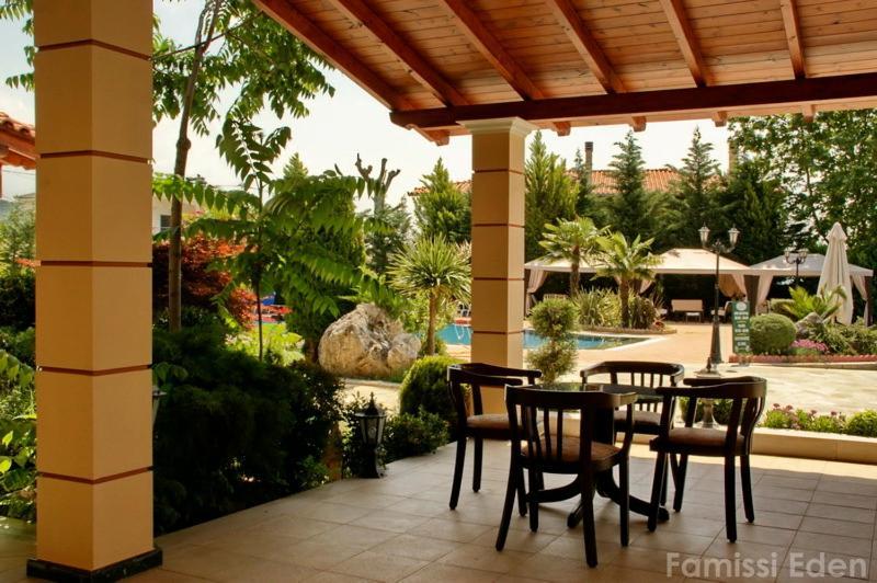 Famissi Eden Hotel Kalabáka Exterior foto