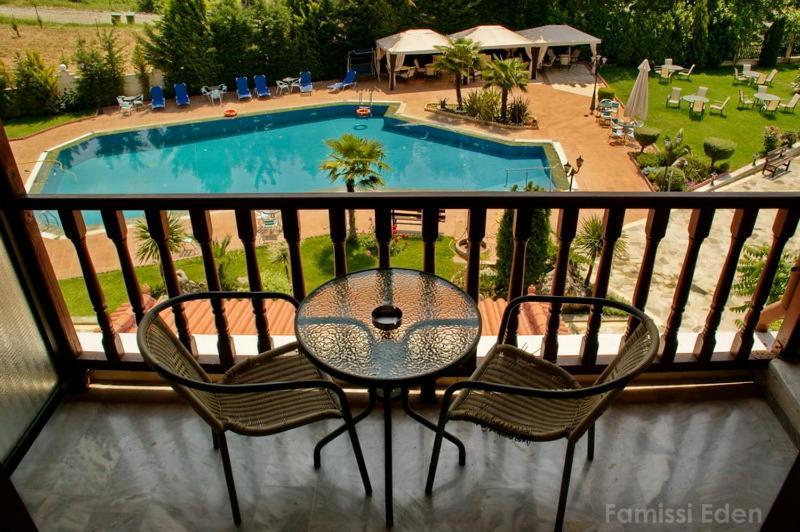 Famissi Eden Hotel Kalabáka Quarto foto