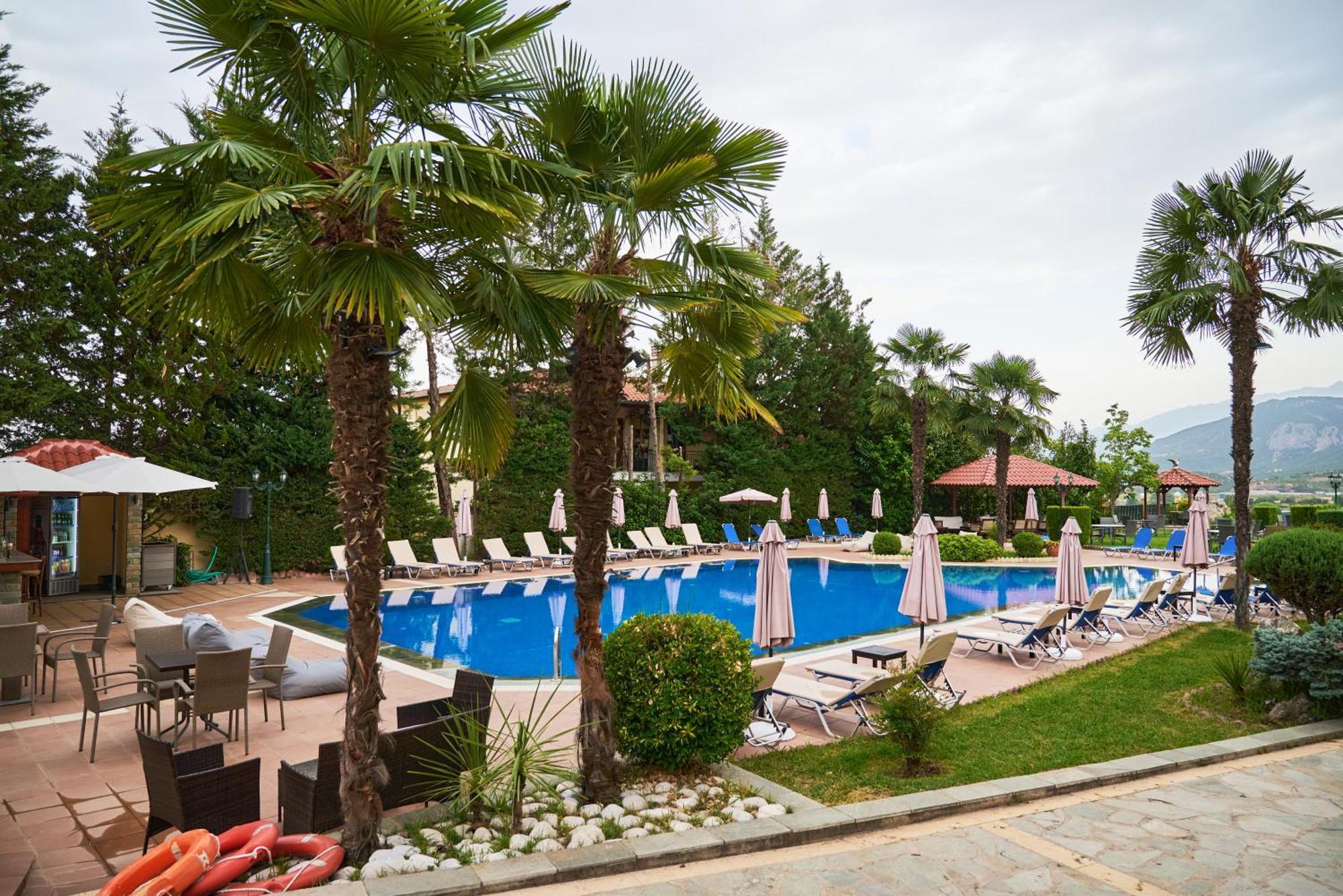 Famissi Eden Hotel Kalabáka Exterior foto